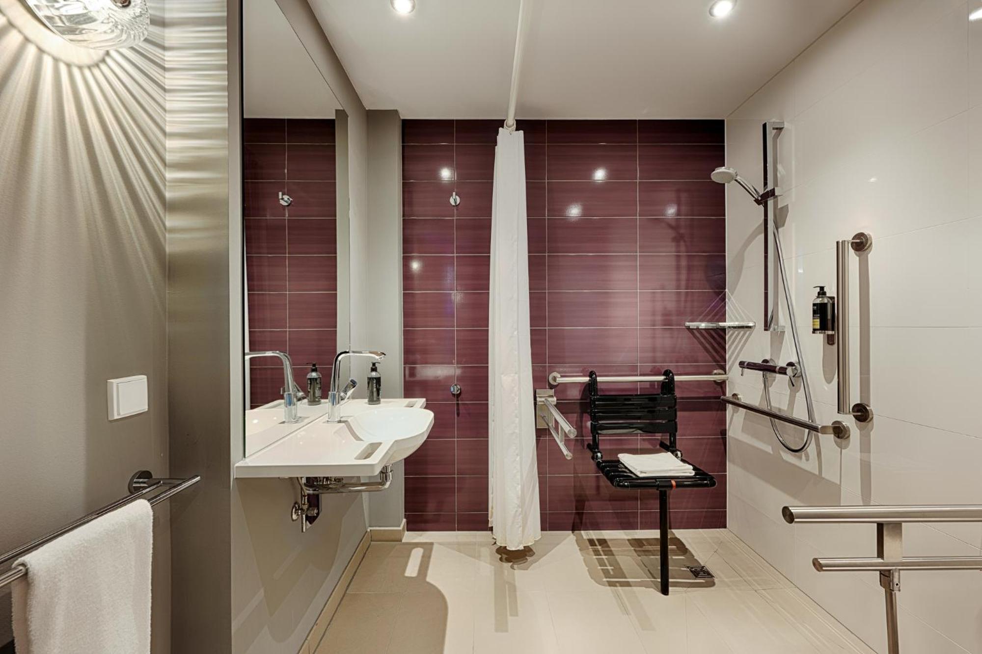 Premier Inn Berlin City Centre エクステリア 写真
