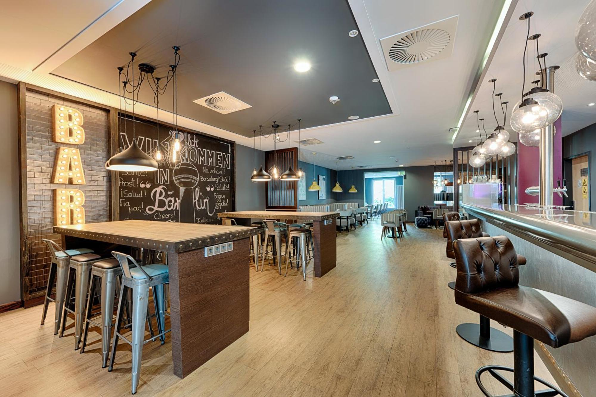 Premier Inn Berlin City Centre エクステリア 写真